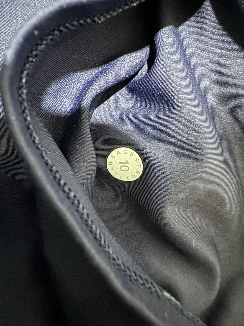 lululemon athletica Navy Reflective Pocket Leggings - Picture 4 of 4